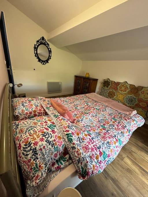 Charmante Maison Renovee Centre-Ville Balbigny Екстер'єр фото
